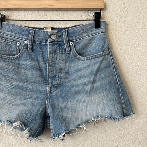 NWOT MADEWELL Relaxed Denim Shorts Destroyed Hem Edition in Rosemount Wash - Picture 2 of 11